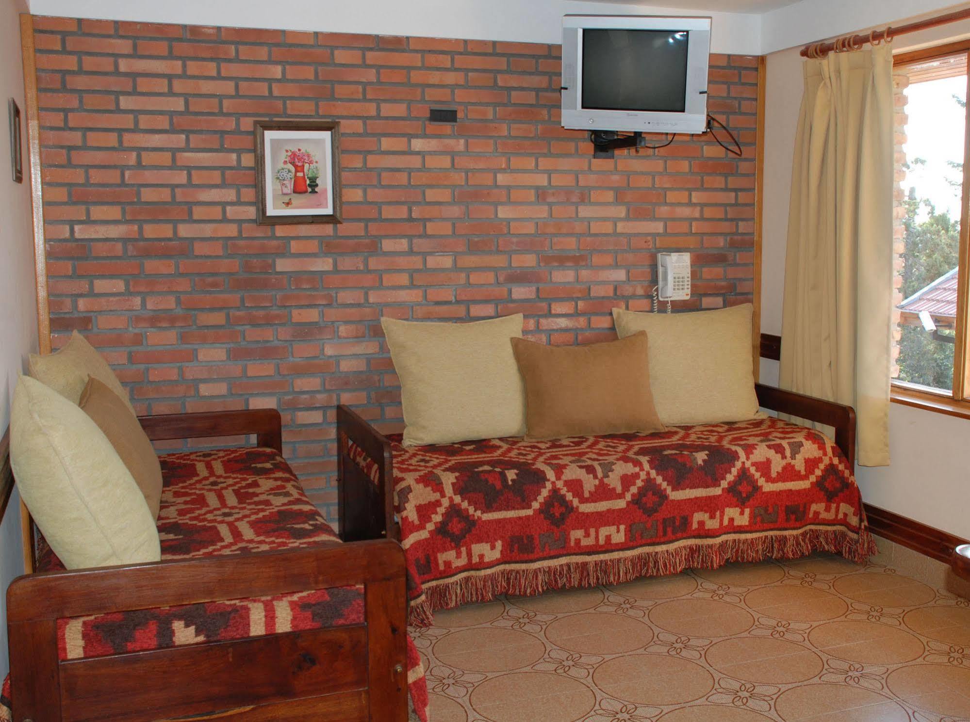 Lejano Nahuel Hotel San Carlos de Bariloche Ngoại thất bức ảnh