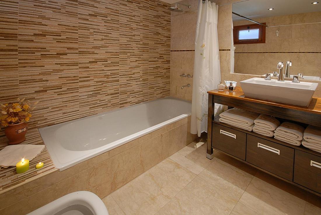 Lejano Nahuel Hotel San Carlos de Bariloche Ngoại thất bức ảnh